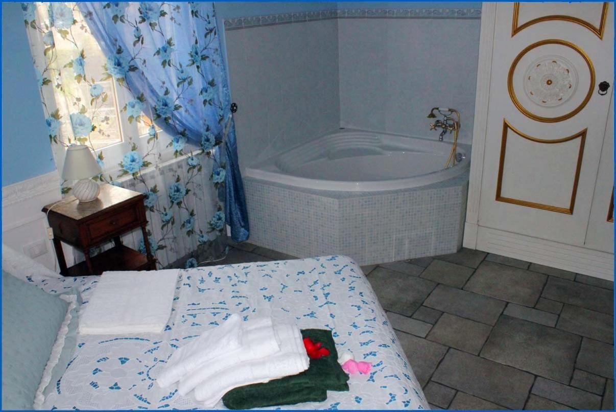 לה ספציה Bed And Breakfast Sopranos מראה חיצוני תמונה